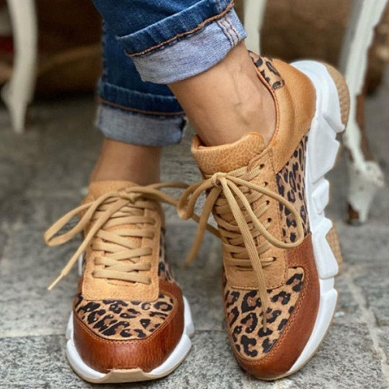 Tênis Animal Print em Couro Ecológico Comfort - Amazônia